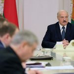 Не ползать на коленях. Лукашенко бросает вызов российской нефтяной империи?