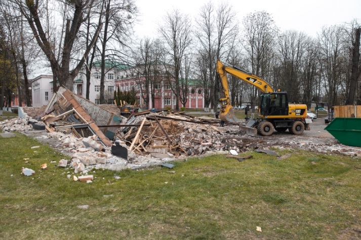 В Бобруйске к приезду Лукашенко снесли культовое советское кафе