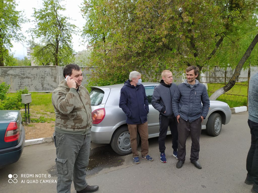 Из Могилевского ИВС выпустили задержанных в Бобруйске участников «Антипарада» блогера Тихановского