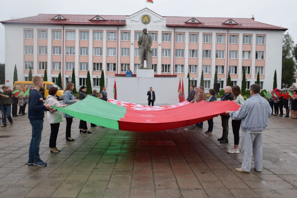 Хотимск “топит” “За батьку”