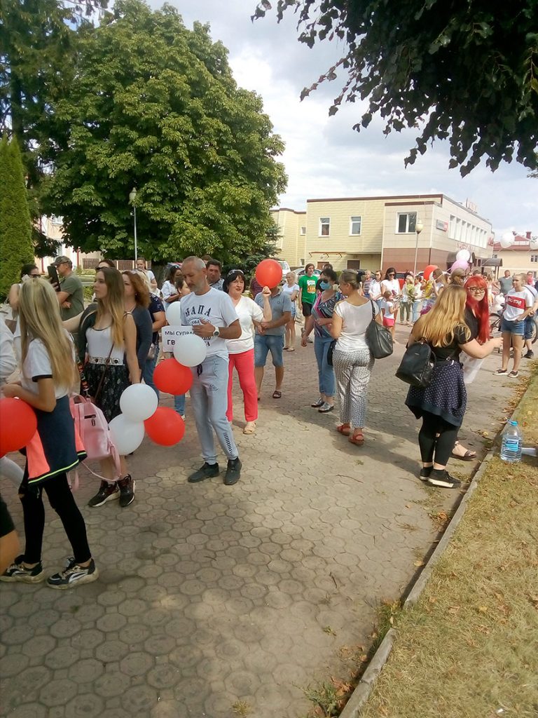 16 августа в Быхове люди снова вышли на улицы за перемены (Фото)