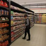 Ученые назвали 11 продуктов, которые не стоит брать в супермаркете