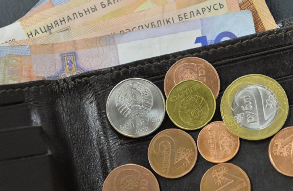 Белорусские флагманы побили долговой рекорд